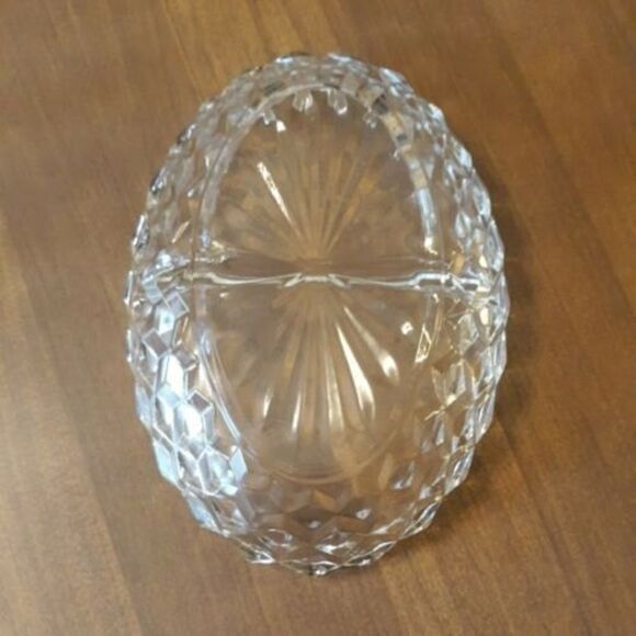 Whitehall by Colony Clear Stacked Cube Design Divided Oval Vegetable Bowl 10" - Picture 3 of 6
